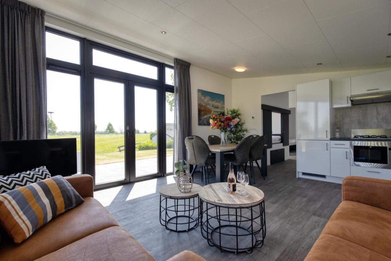 Recreatiepark Jachthaven De Veerstal Lathum - Luxe Chalet 外观 照片