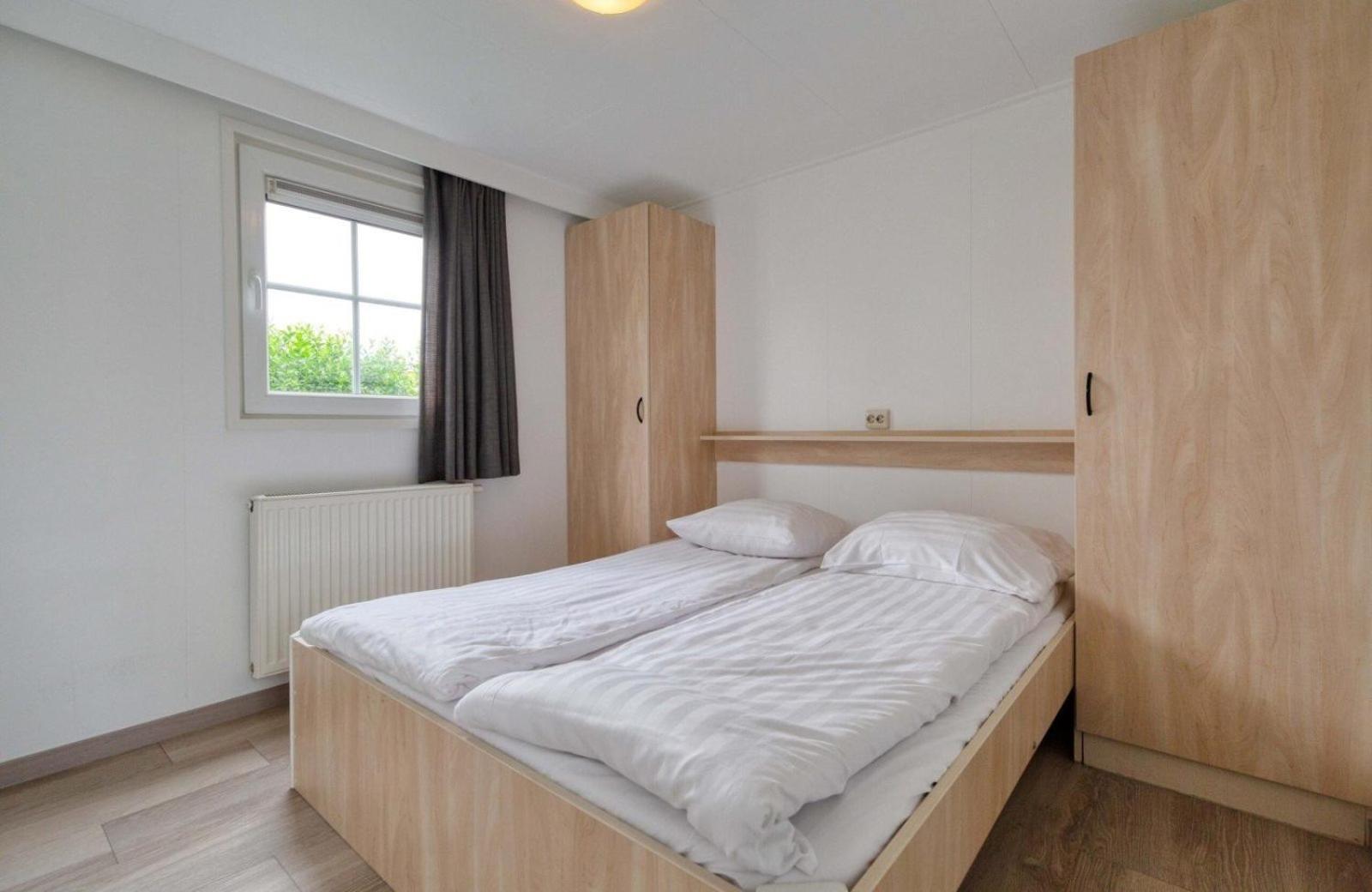Recreatiepark Jachthaven De Veerstal Lathum - Luxe Chalet 外观 照片
